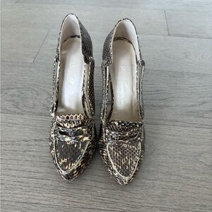 Snakeskin loafer pumps